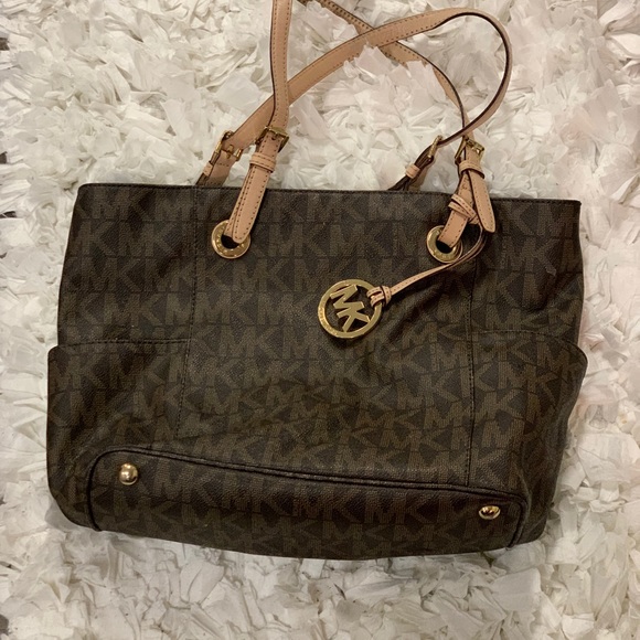 Michael Kors Brown MK logo tote bag - Picture 2 of 8